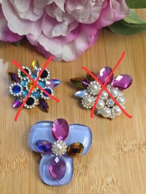 @ursulawyoming --- Handcrafted Elegant Cross Brooch